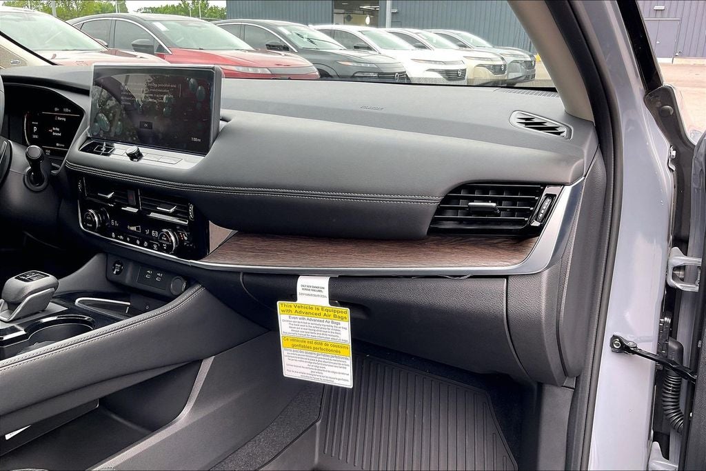 2025 Nissan Rogue Platinum