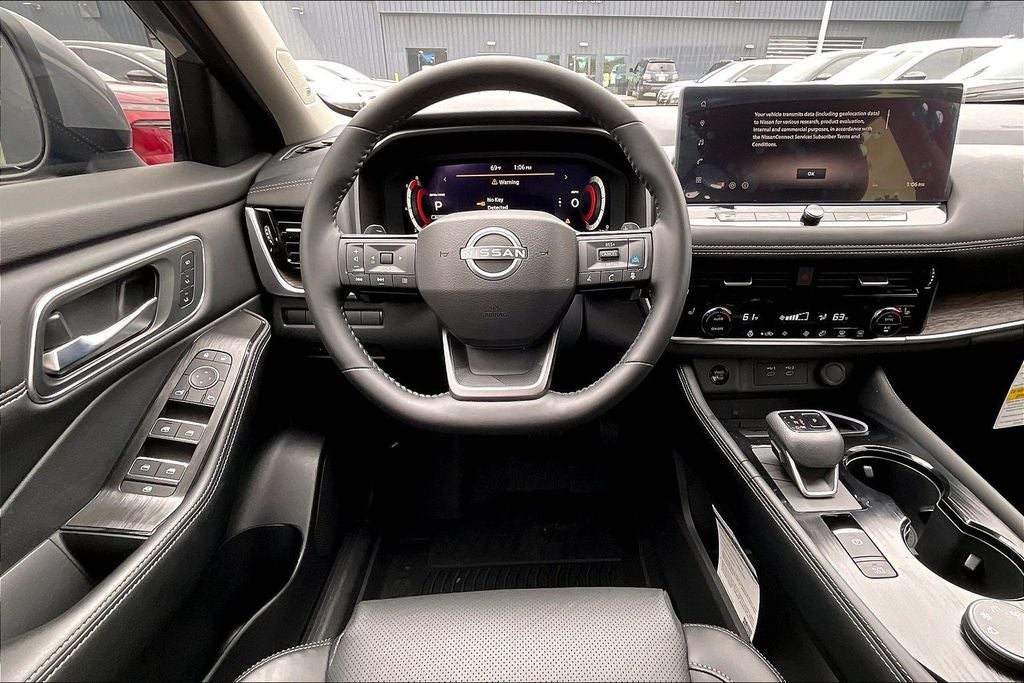 2025 Nissan Rogue Platinum