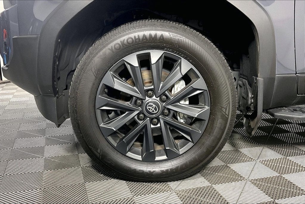 2025 Toyota Land Cruiser Base