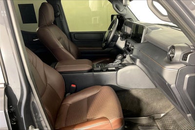 2025 Toyota Land Cruiser Base