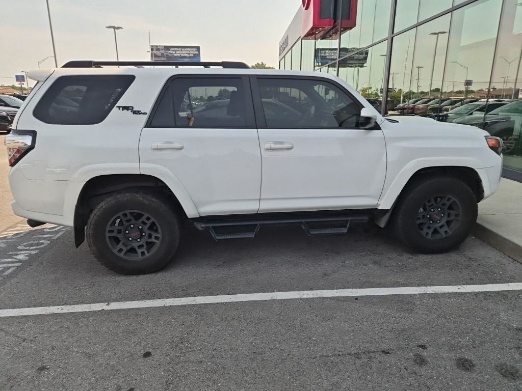 2024 Toyota 4Runner TRD Off-Road
