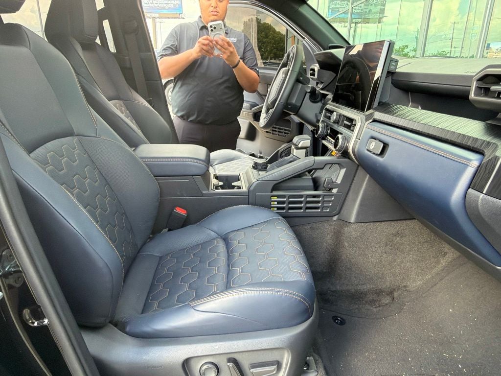 2025 Toyota 4Runner i-FORCE MAX Hybrid Platinum