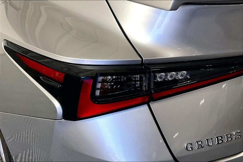 2022 Lexus IS 300
