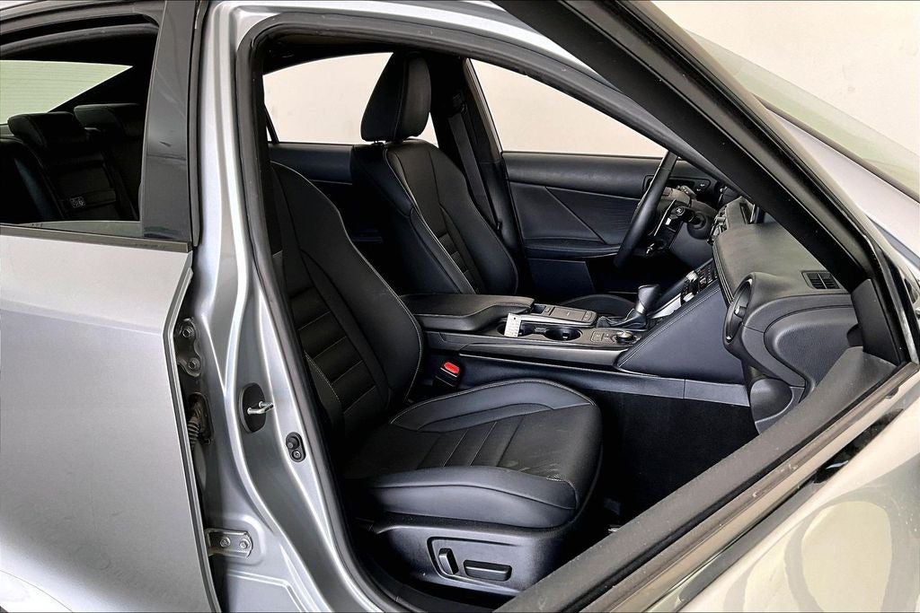 2025 Lexus IS 500 F SPORT Performance