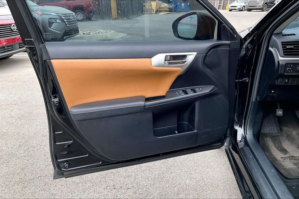 2013 Lexus CT 200h