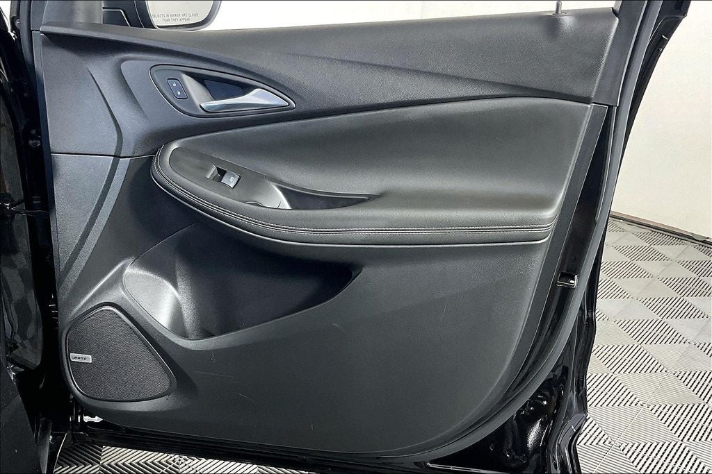 2025 Buick Encore GX Avenir