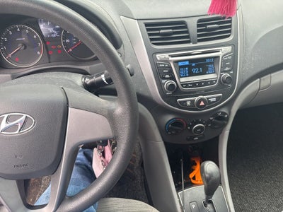 2017 Hyundai Accent SE