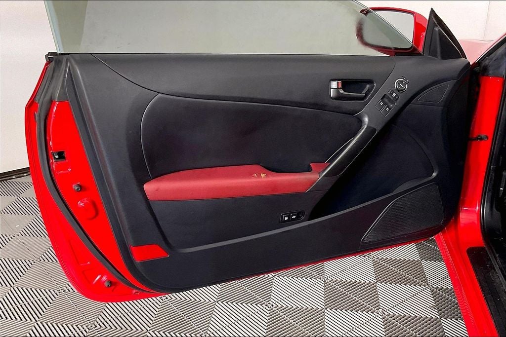 2012 Hyundai Genesis Coupe 3.8 R-Spec