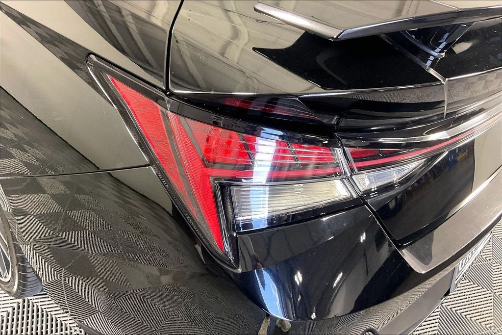 2022 Hyundai Elantra N Base