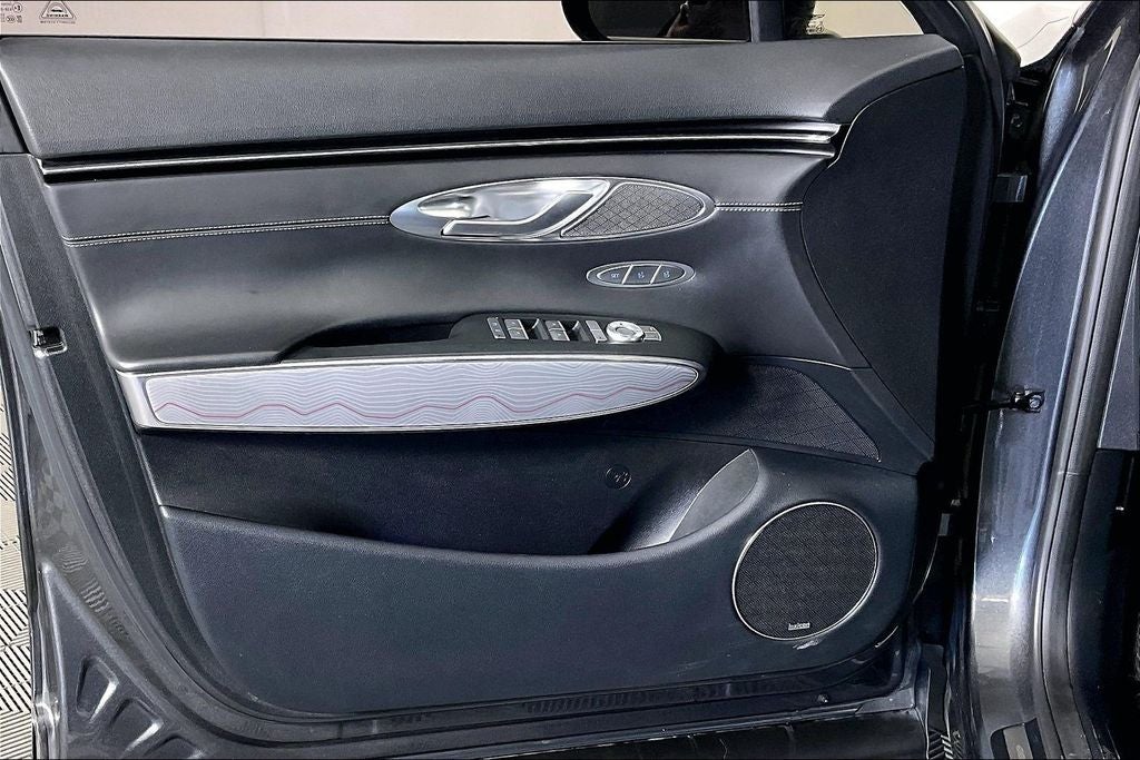 2022 Genesis GV70 2.5T