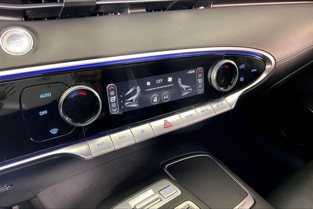 2022 Genesis GV70 2.5T