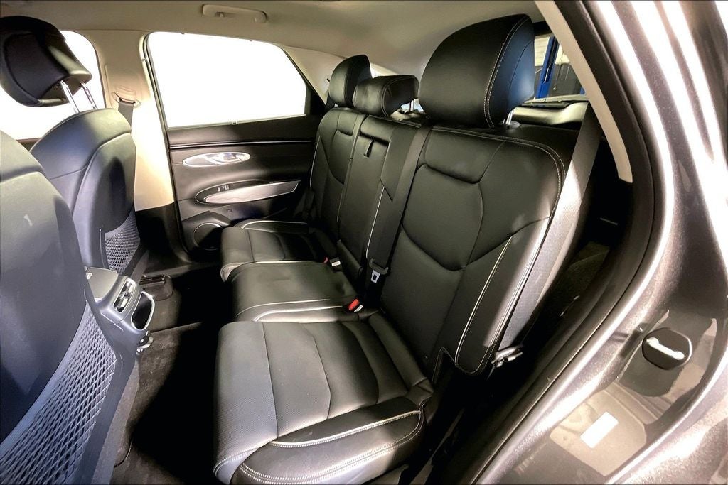 2022 Genesis GV70 2.5T