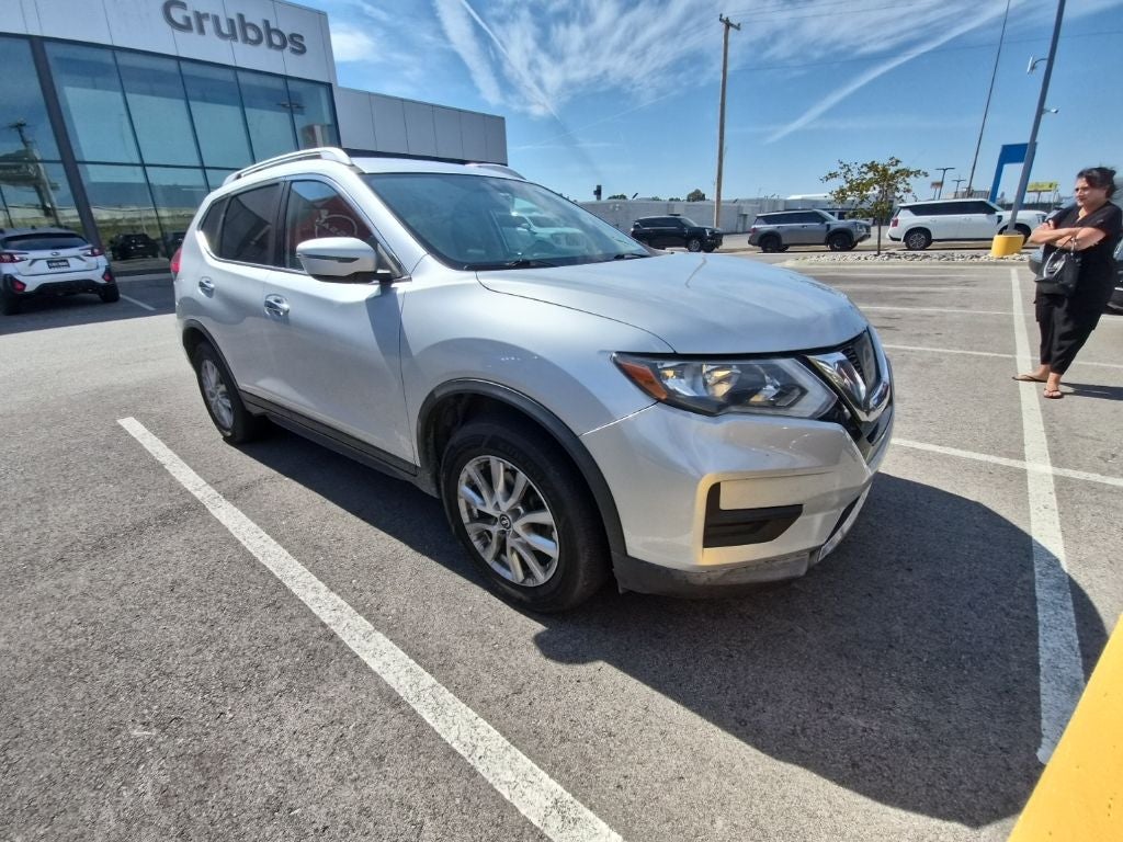 2017 Nissan Rogue SV