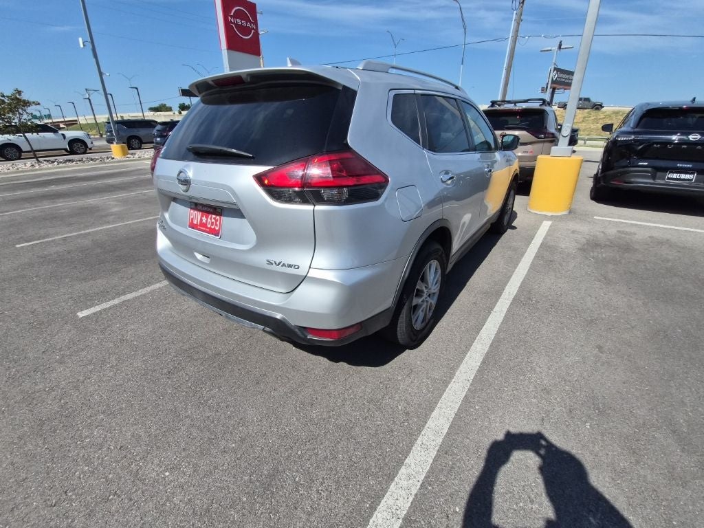 2017 Nissan Rogue SV