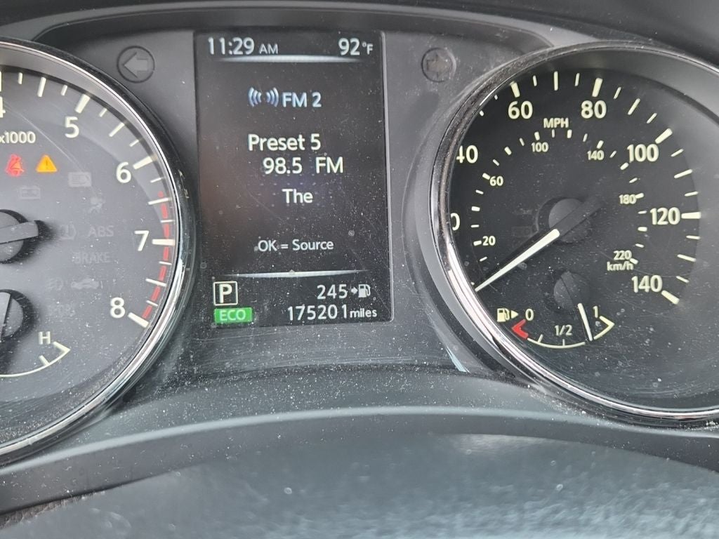 2017 Nissan Rogue SV