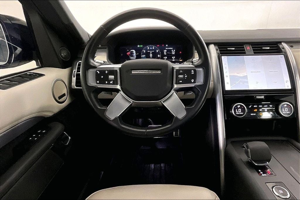 2022 Land Rover Discovery S R-Dynamic