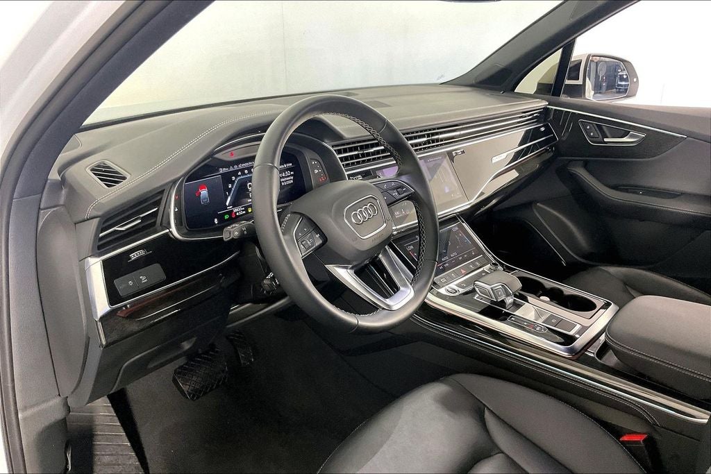 2025 Audi Q7 55 Premium Plus quattro