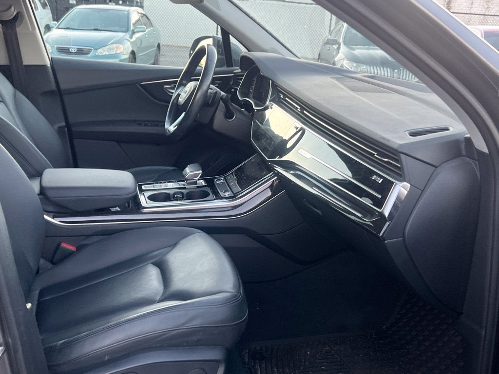 2022 Audi Q7 55 Premium Plus quattro