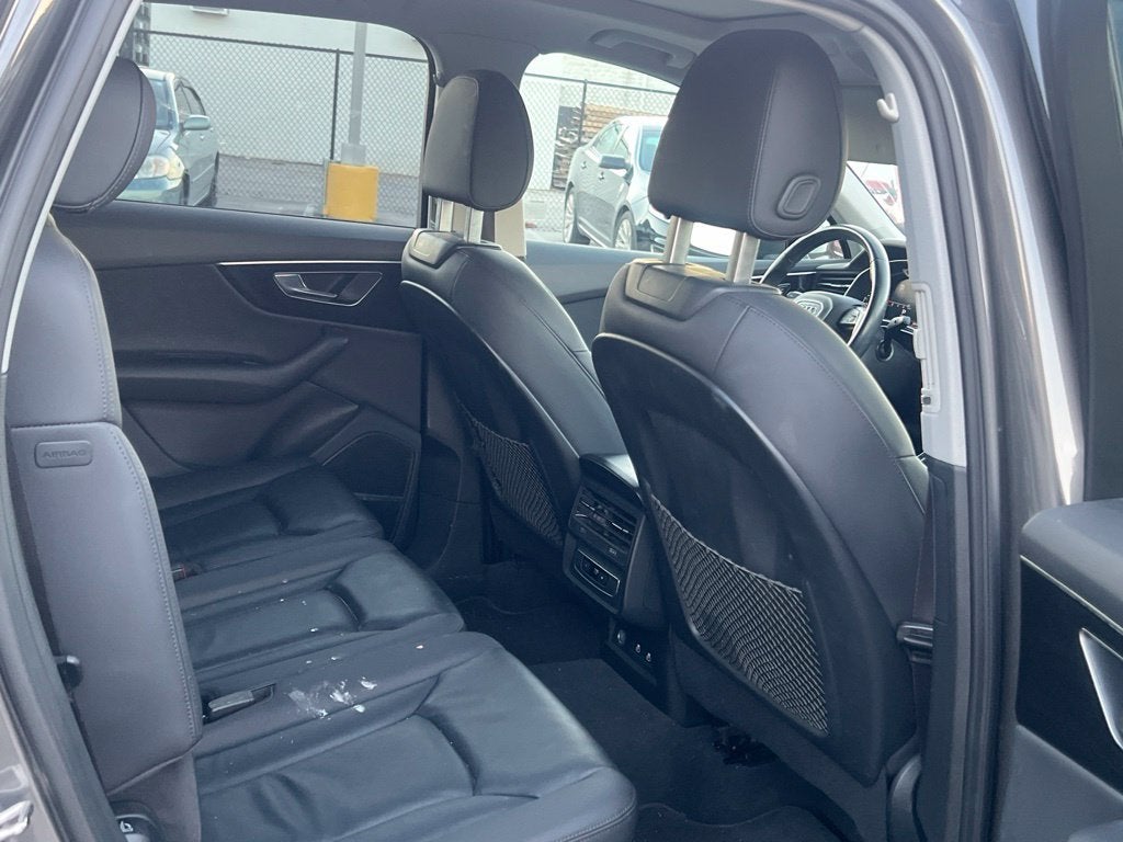 2022 Audi Q7 55 Premium Plus quattro