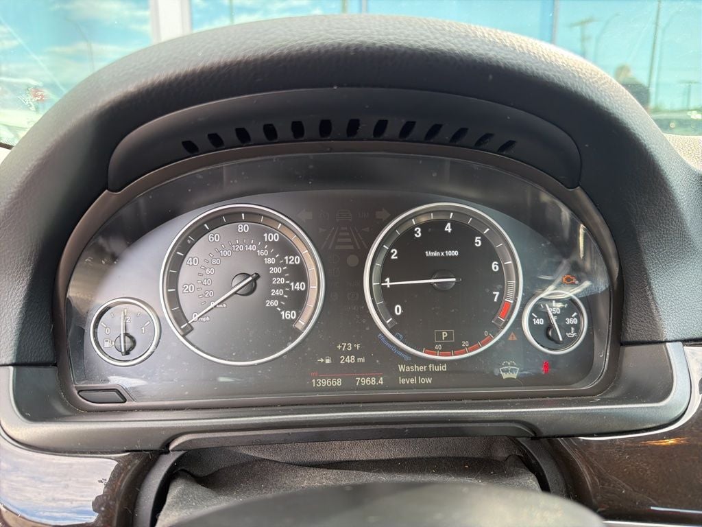 2015 BMW 5 Series 528i